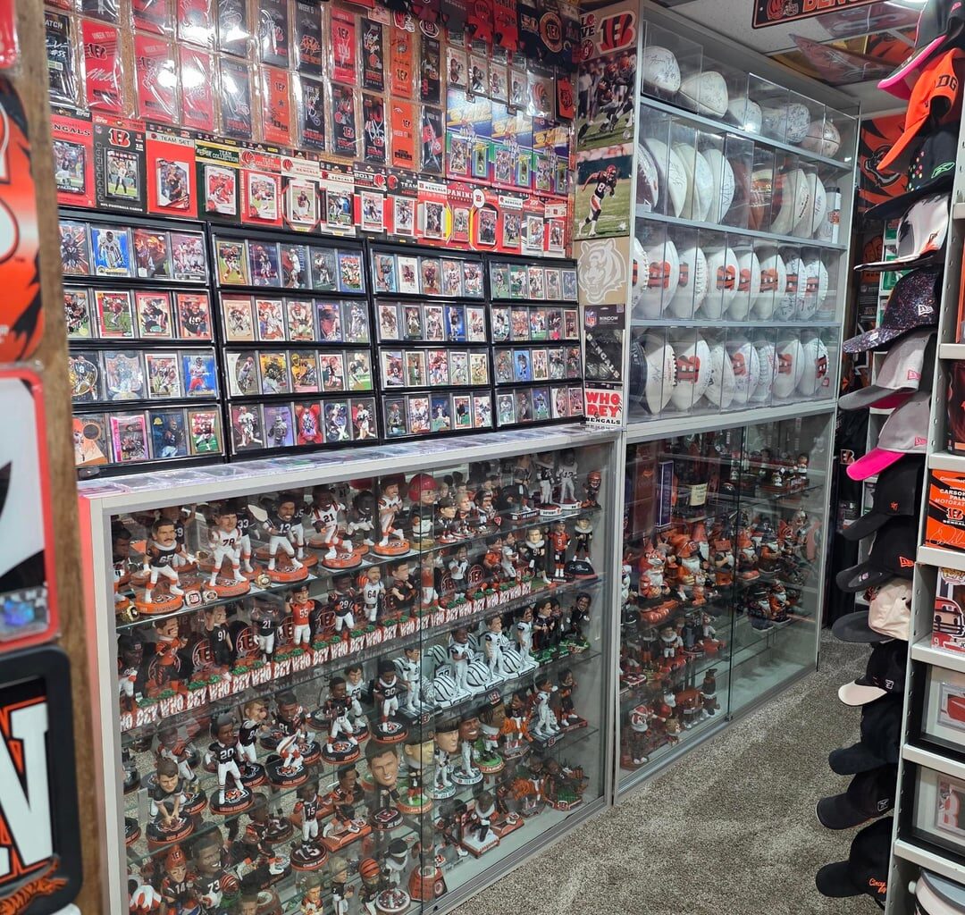 Here is an update of what my dad’s bengals collection looks like currently. I somehow underestimated him in my previous post