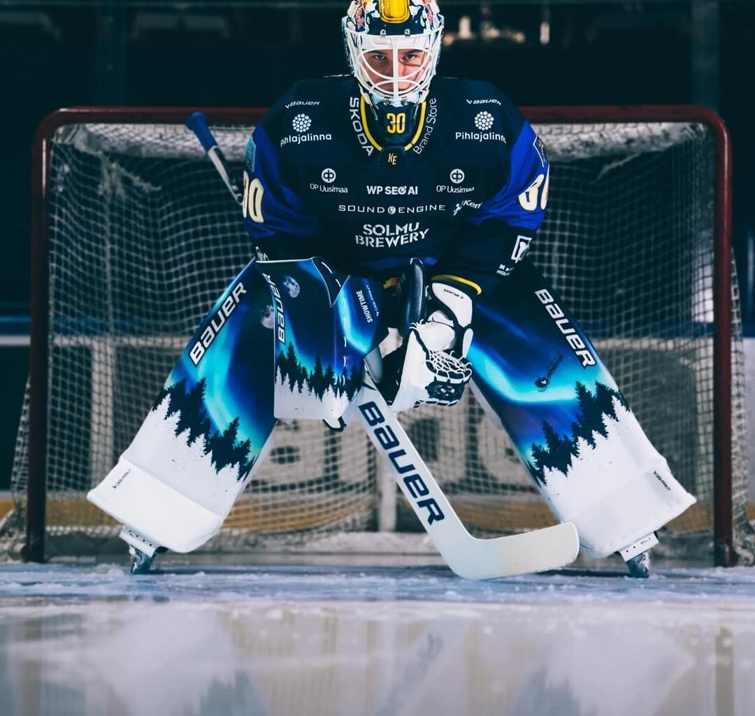 Petteri Rimpinen's (LAK 2025 5th round pick) Custom Pads for the WJC
