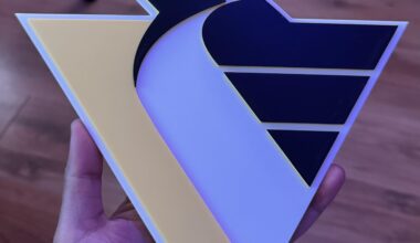 Penguins Fans! I made a free 3D printable Emblem for the wall :)