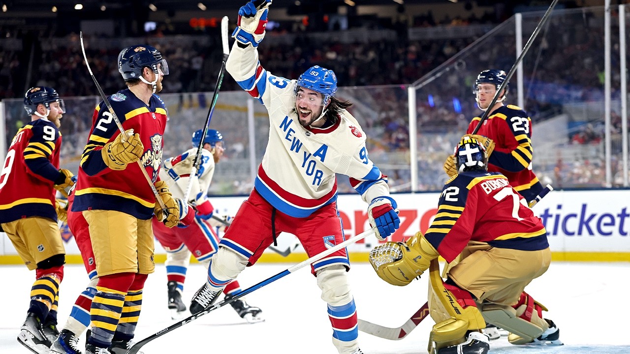 First HAT TRICK in Winter Classic HISTORY!