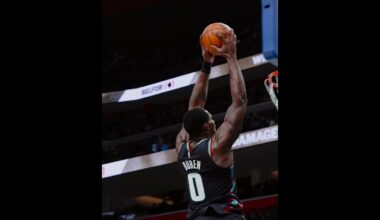 THE BLOCK TO THE OOP! #nba #pistons