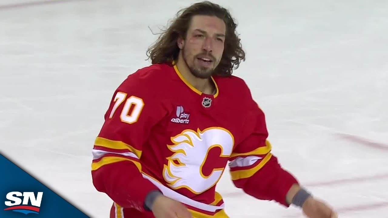 Multiple Fights Break Out In Flames-Predators Scrum