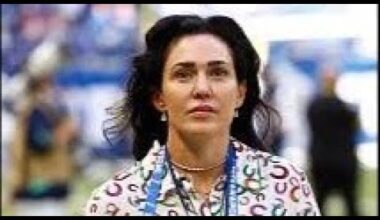 Indianapolis Colts - Carlie vaguely and partially explains retention of Ballard & Steichen!