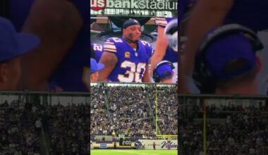 Vikings fans give big ovation for C.J. Ham 👏