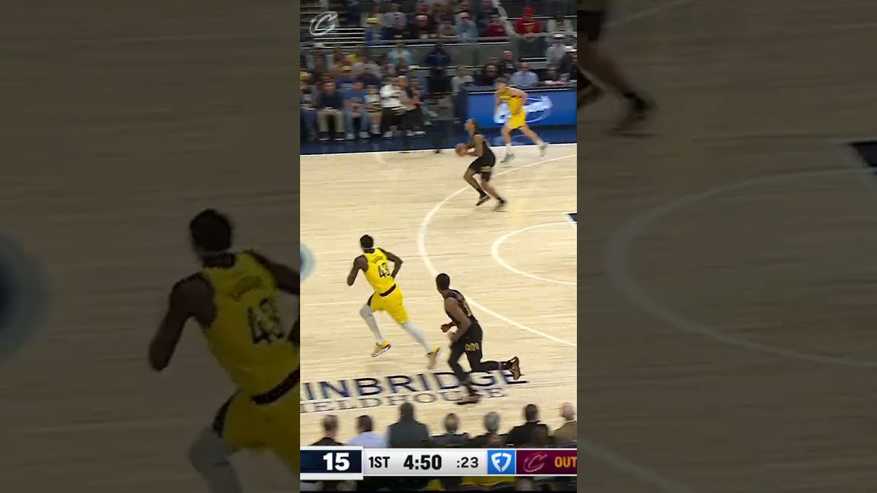 🤝 That All-Star connection. #jarrettallen #dariusgarland #cavs #cleveland #nba