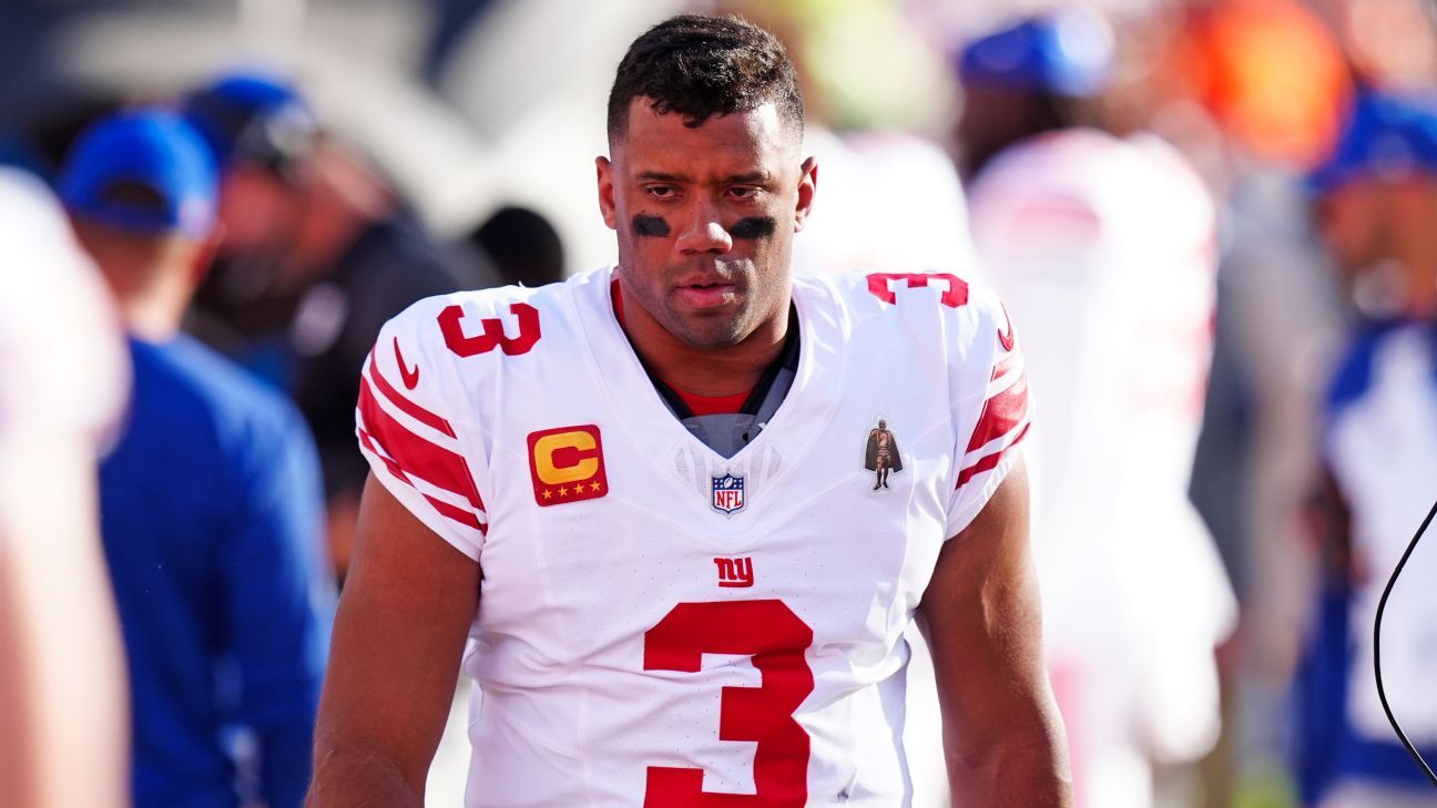 Russell Wilson swaps agents, 'not blinking' on playing in NFL