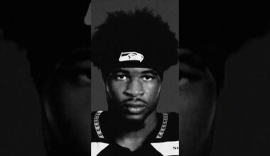 Rookie season going crazy. 📺: Download the Seahawks app to watch more highlights.