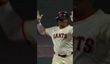 This canoer did the most for Rafael Devers' home run ball 😂💦 (via @sfgiants/IG)