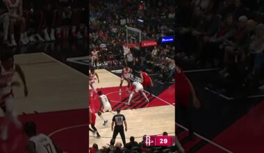 Bari BLOCKIN' by the book 📕 #rockets