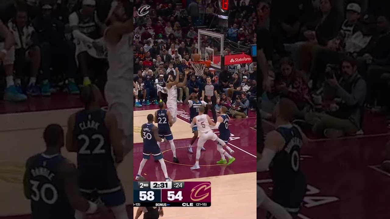 🔥 Backcourt duo on a heater fr. #cavs #cleveland #nba #clevelandcavaliers #nbahighlights