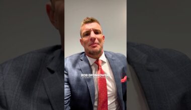 WE ALL WE NEED 🗣️ #patriots #nfl #playoffs #shorts