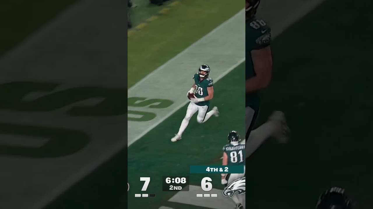 Jalen Hurts finding Dallas Goedert early and often 😤