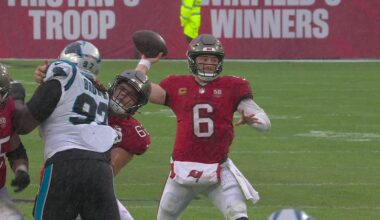 Baker slings it through the rain for a Bucs' TD