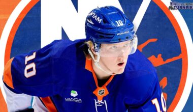 Simon Holmstrom Surging at the PERFECT TIME | New York Islanders News