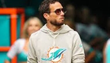 Mike McDaniel the Favorite to Be the Browns Next Head Coach? - Sports4CLE, 1/12/26