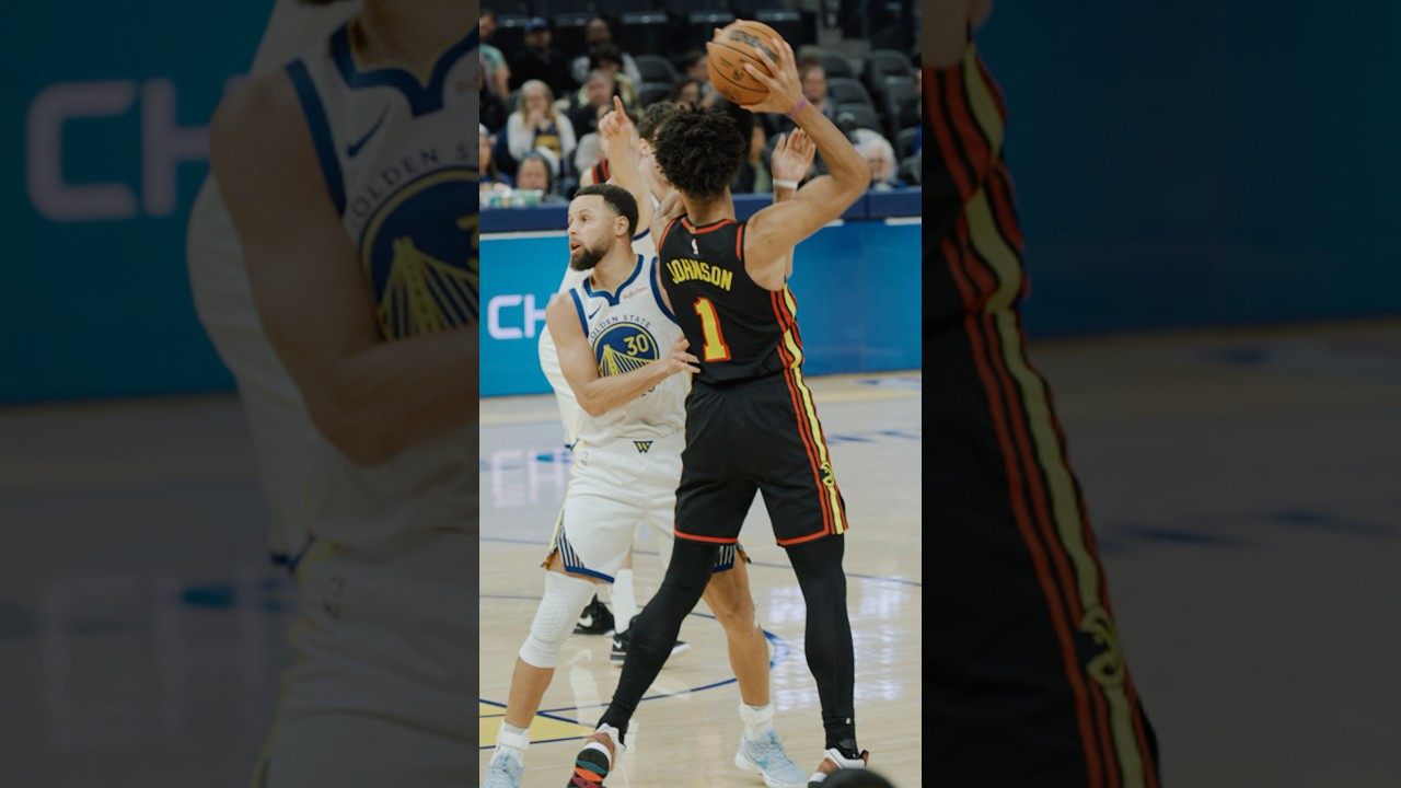 Made ya look 👀 #jalenjohnson #hawks #nba