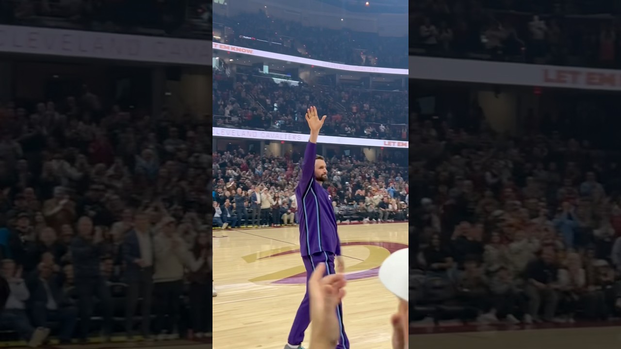 🫶 Welcome back to The Land, KLove! #LetEmKnow #Cavs #KevinLove #NBA #Shorts
