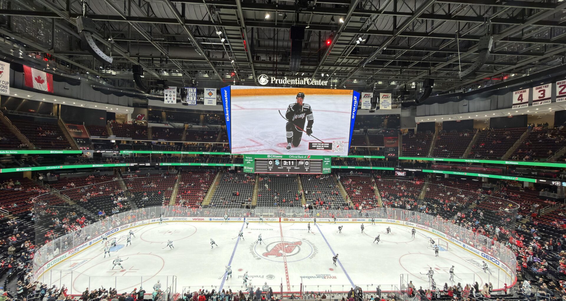 Reporting from Club Level behind enemy lines! 🦑