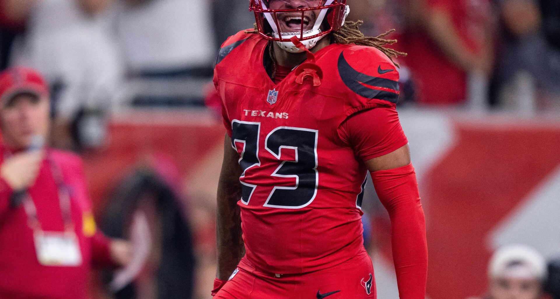 Texans safety Jaylen Reed was carjacked at gunpoint at his home by three armed suspects who stole his SUV