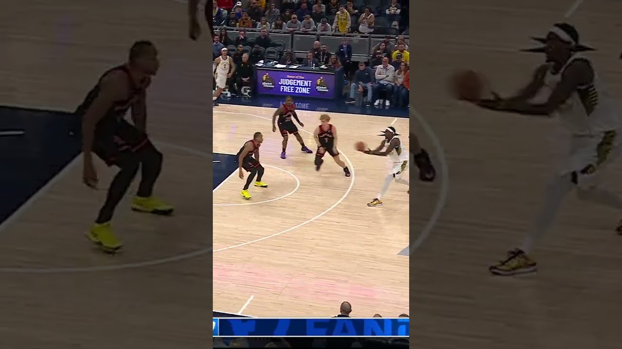 JOHNNY FURPHY FOR THREE in Clutch Time 🔥