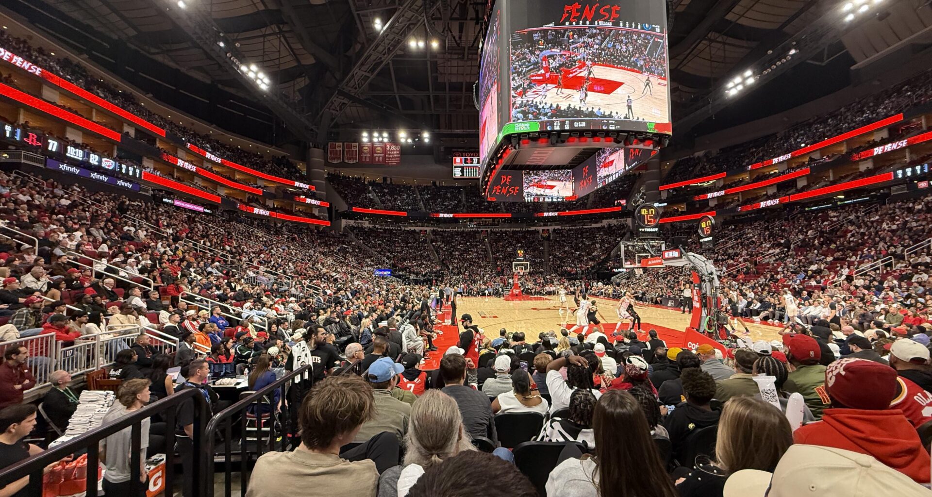 The RoCKetS HaVe KD aND ThE sEAtS are EMptY