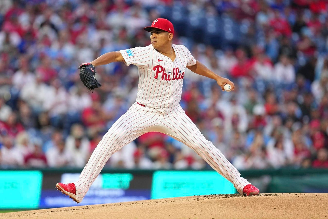 Red Sox Sign Ranger Suárez To Bolster Their Rotation, Calm Their Fans