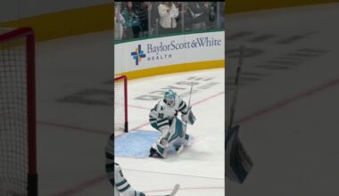 Look closer, one piece doesn’t match 👀 #GoalieGearSnob #SanJoseSharks #BauerGoalie #YaroslavAskarov