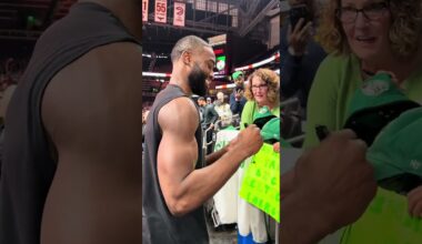 Feelin' all the hometown love 💚☘️ #celtics #nba #shorts