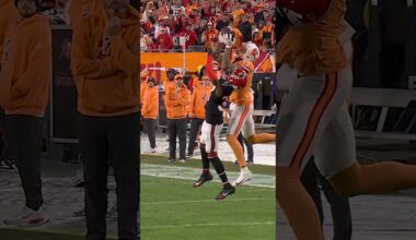 Will Mike Evans Return To The Buccaneers In 2026?