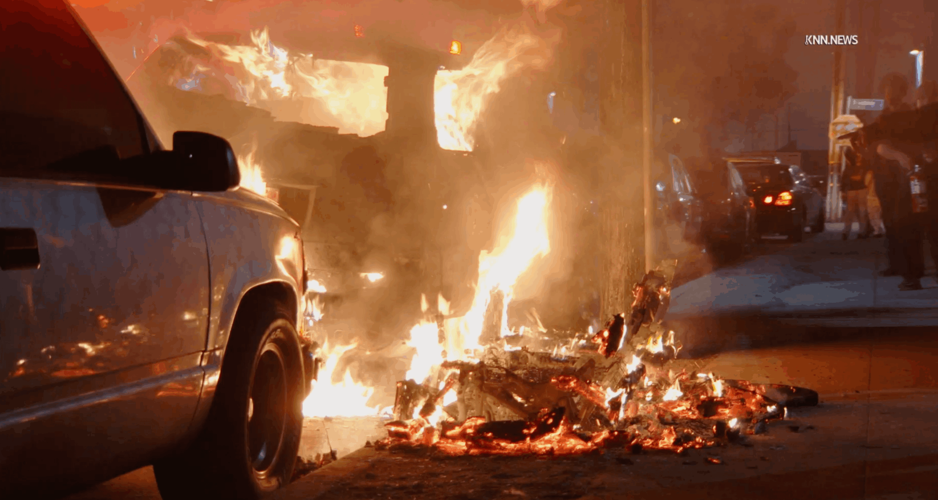 Day 4 of me posting pictures of trash fires until the Kings fire Jim Hiller