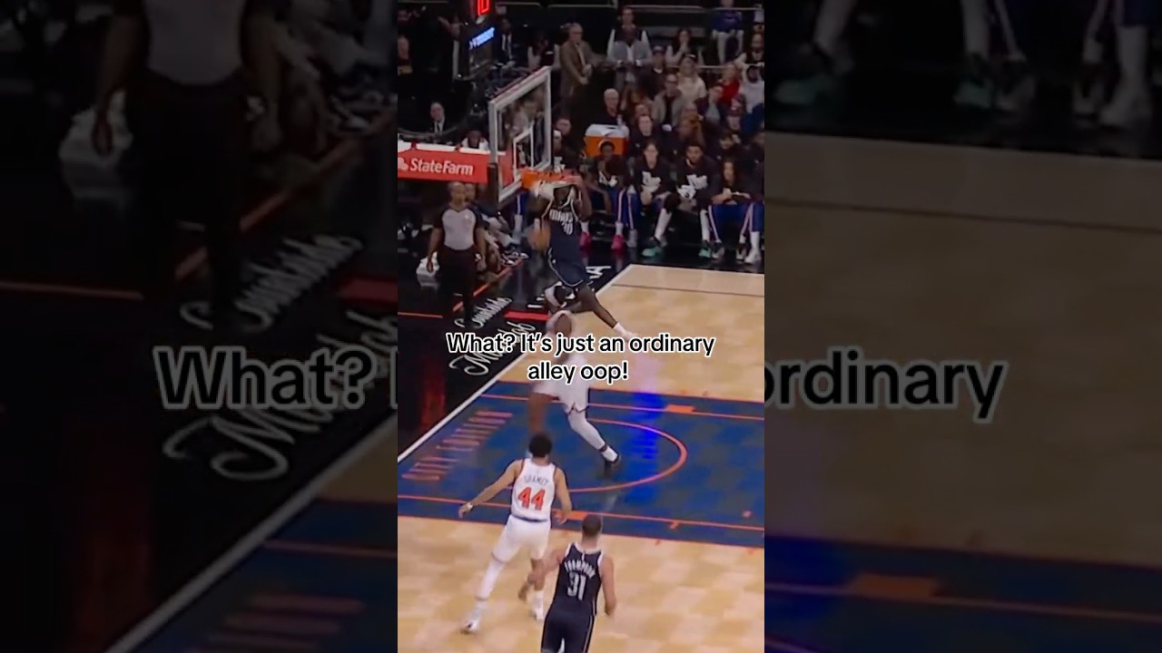 Half-court oop alert 🚨 #dallasmavericks #alleyoop #dunk #nba