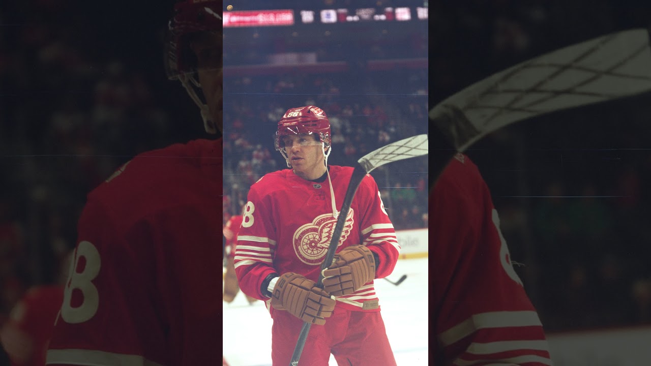 Retro shots of Maple Leafs and Red Wings  📷