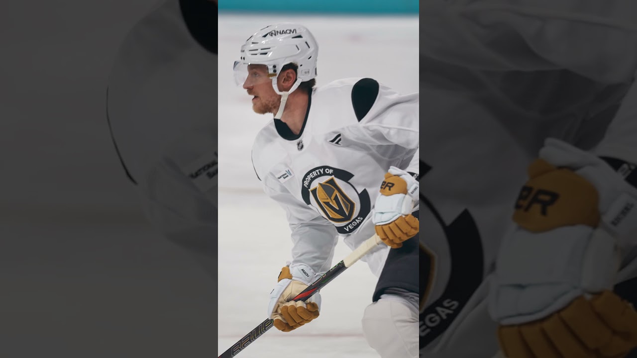 Back in the city where it all started for Jack Eichel 🤩