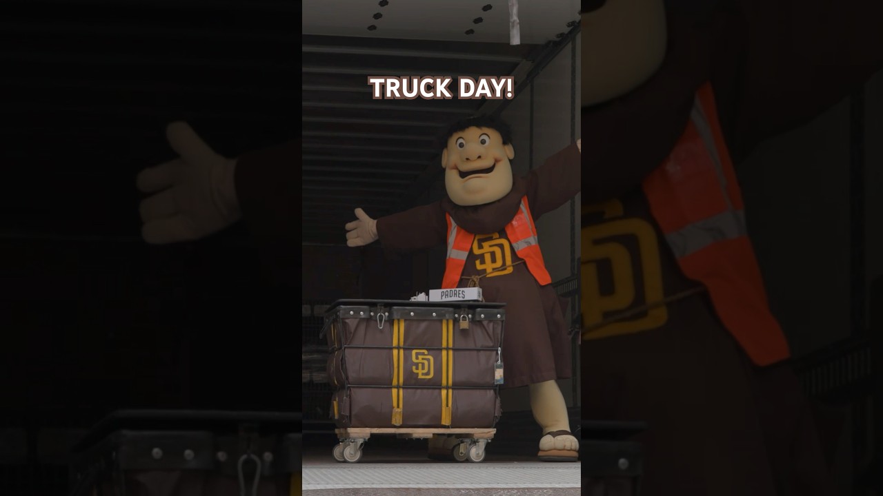 Truck Day in Friar’s Miniverse 📦 #Padres #TruckDay #MLB #Baseball