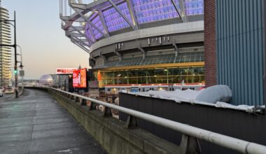 Solo in Van tonight - let’s go Devils??