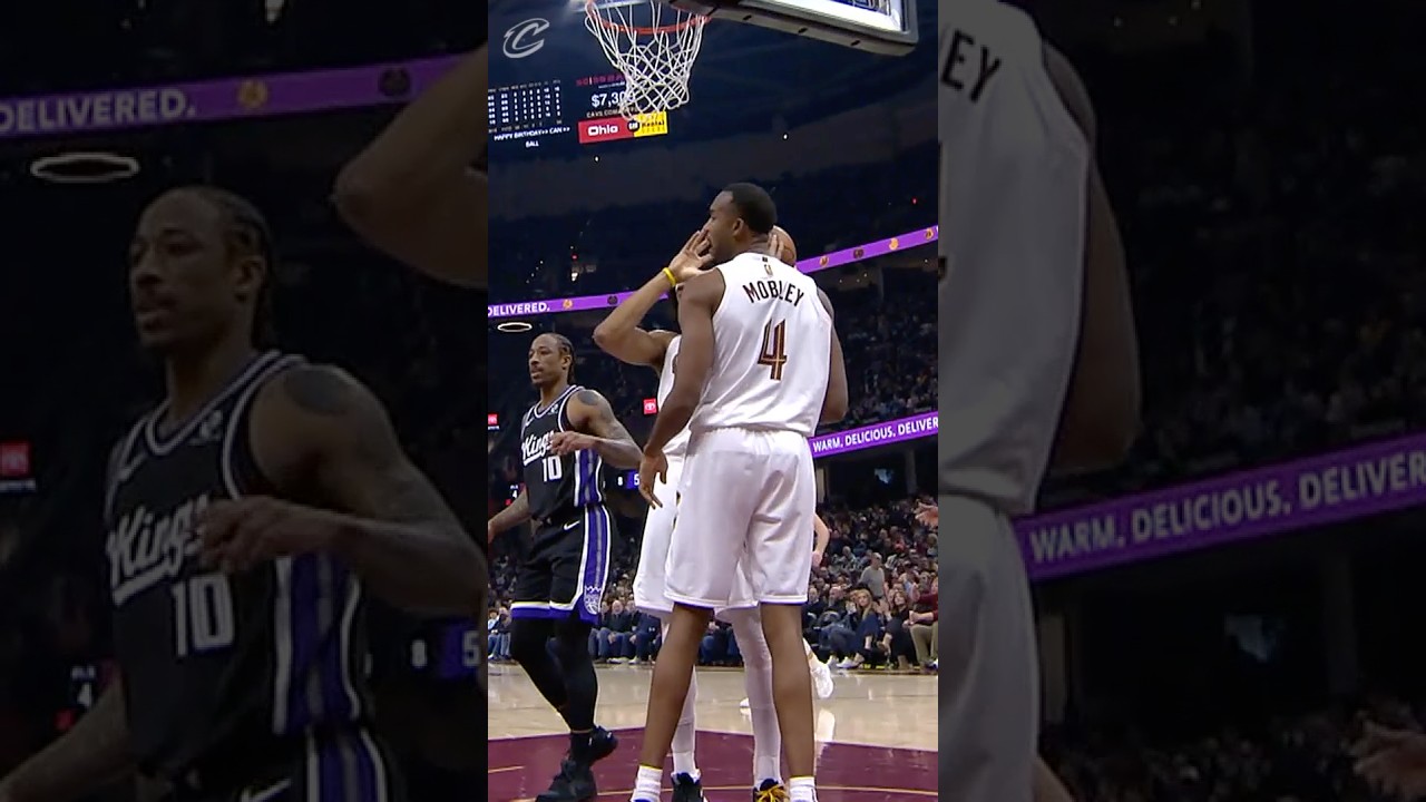 💪 EVAN AND-ONE. #LetEmKnow #Cavs #EvanMobley #NBA #Shorts