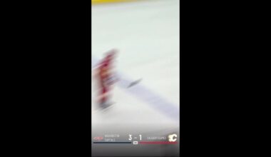 Alex Ovechkin with a Goal vs Calgary Flames