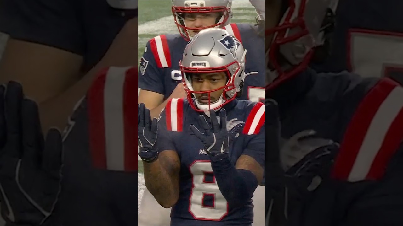 "With my hands" 🤷‍♂️😮‍💨 #stefondiggs #patriots #playoffs #nfl #shorts
