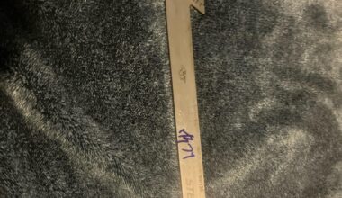 Looking to offload this game used/signed Juice skate blade(trades accepted)