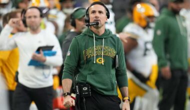 Rapoport - Sources say the Packers plan to engage head coach Matt LaFleur in contract discussions shortly after the season ends, with the mutual goal of extending his contract. LaFleur, whose deal expires following the 2026 season, has a 76-40-1 record