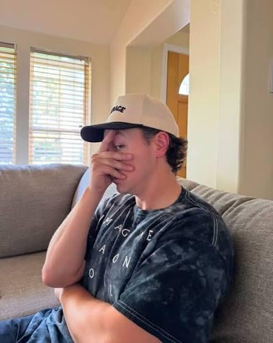 It would suuuuuuuuck if Drake maye loses tonight 😡