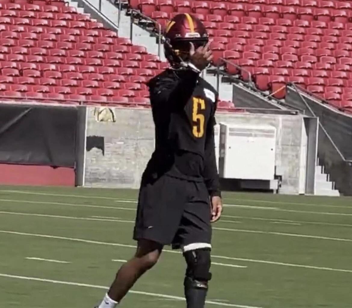 Posting a photo of jd5 every day till the draft day 1