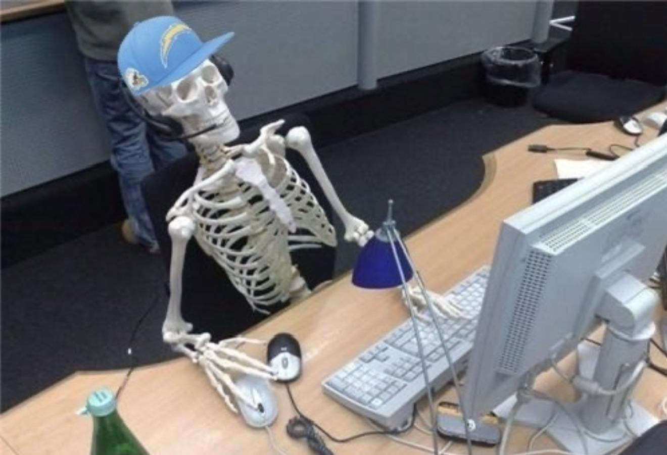 Me refreshing Chargers social media for “got our guy ⚡️ we’ve named Mike McDaniel our offensive coordinator”