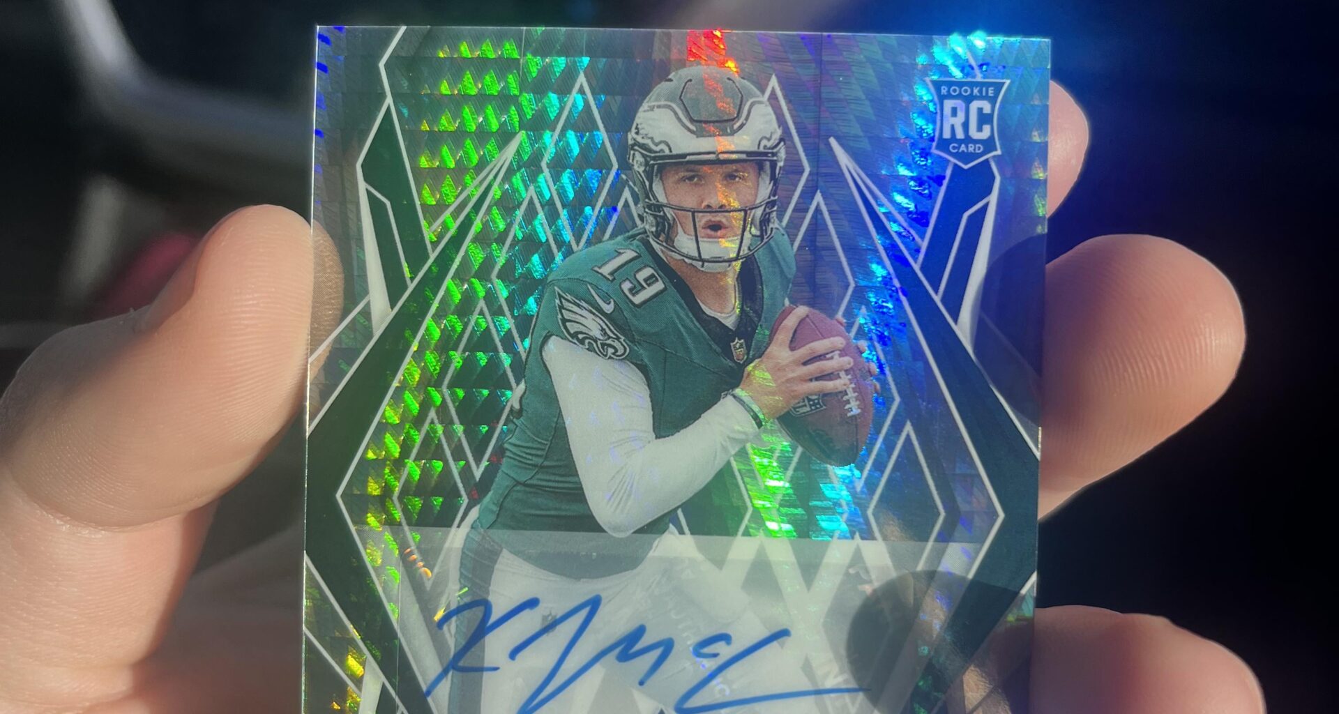 Bought my first box of cards in a while 😭😭