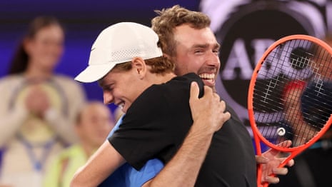 Amateur stuns pros to win Australian Open's One Point Slam and A$1m – video