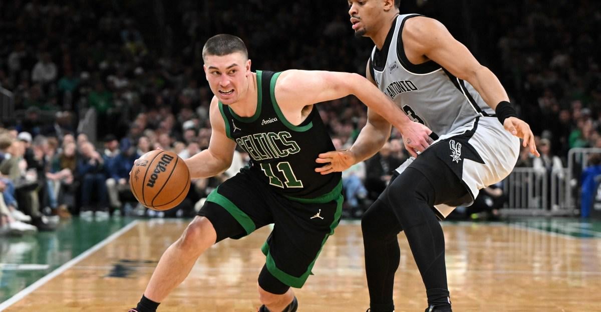 Kristaps Porzingis is OUT tomorrow vs Celtics, while Payton Pritchard is DOUBTFUL