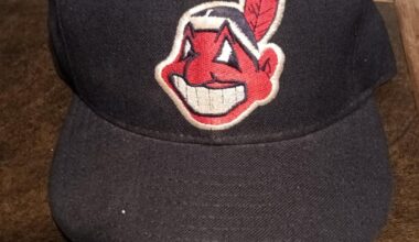 Help with game used hat player id