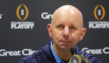 Sean McDonough named 2025 National Sportscaster of the Year