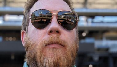 [Crosby] Braves shortstop Ha-Seong Kim will miss four to five months after tearing a tendon in his right middle finger. He had surgery in Atlanta today after sustaining the injury in Korea during offseason training. So, Atlanta's now back to asking about who covers shortstop for 2026.