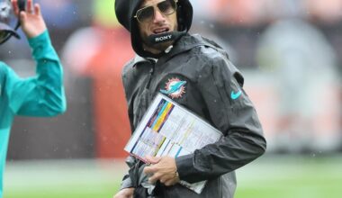 Dolphins coach Mike McDaniel will be a candidate for the Browns head coach vacancy if both teams part ways, report says